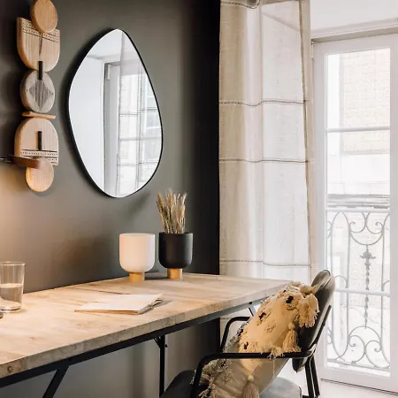 Djurab - 2 Bedrooms Duplex In Campo De Ourique リスボン