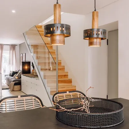 Daire Djurab - 2 Bedrooms Duplex In Campo De Ourique *