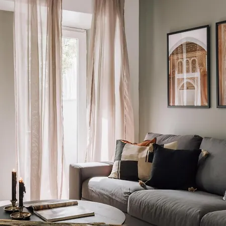 Djurab - 2 Bedrooms Duplex In Campo De Ourique アパート