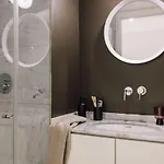 Djurab - 2 Bedrooms Duplex In Campo De Ourique شقة *