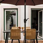 Djurab - 2 Bedrooms Duplex In Campo De Ourique Appartement *